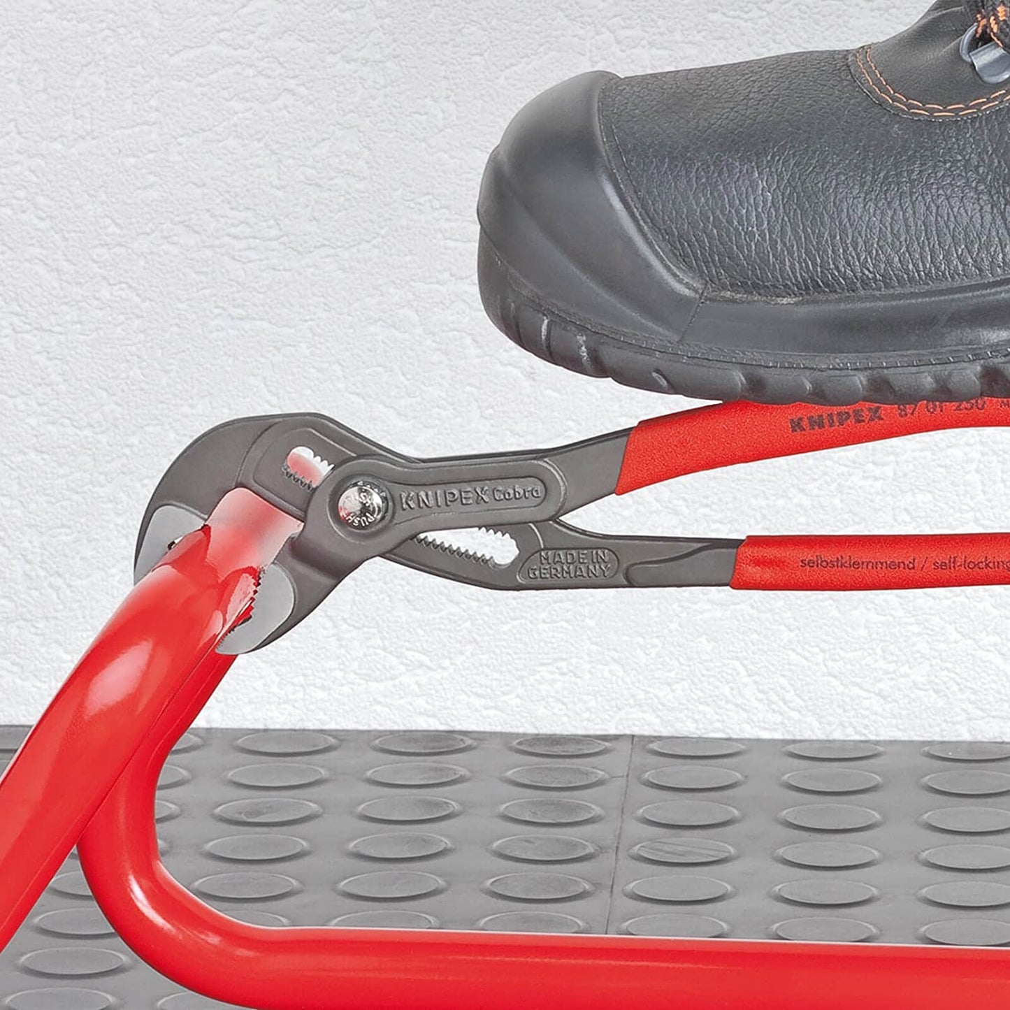 KNIPEX Cobra® Wasserpumpenzange 87 02 180